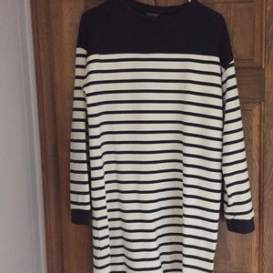 Sweatshirt dress